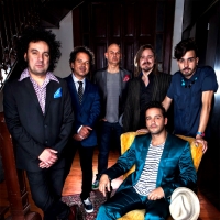 Los Amigos Invisibles (Invitados La Garfield y Timothy Brownie)